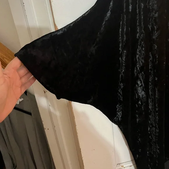 Black velvet cardigan - Picture 4 of 4